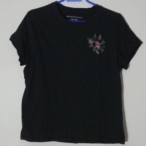 Aeropostale Cottagecore Embroidered Floral Rose Pocket Tee Black XXL Small Fit